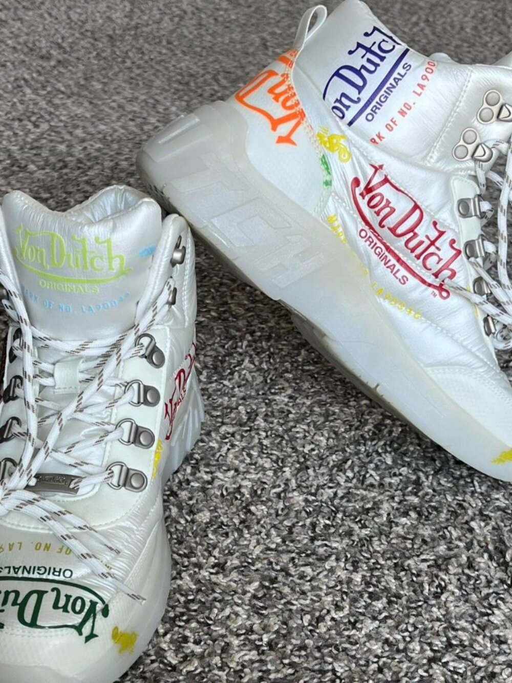 NWOT Von Dutch White Puffer Shoe High Top Sneakers Wmn 7.5 Rave Punk Skater - Picture 2 of 8